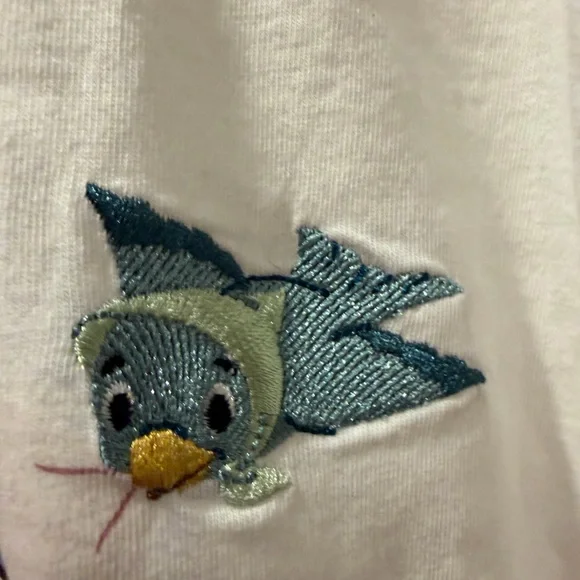 Disney parks Cinderella 75th anniversary white t-shirt xl EUC - Picture 4 of 8